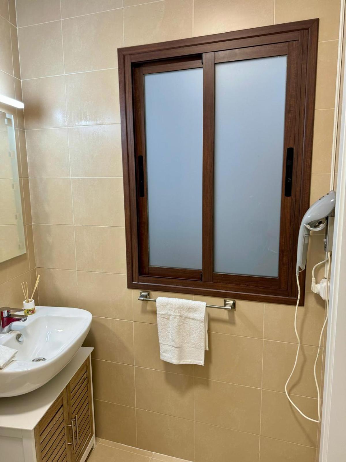 Apartamento En Lumbreras-Alameda Севилья Экстерьер фото