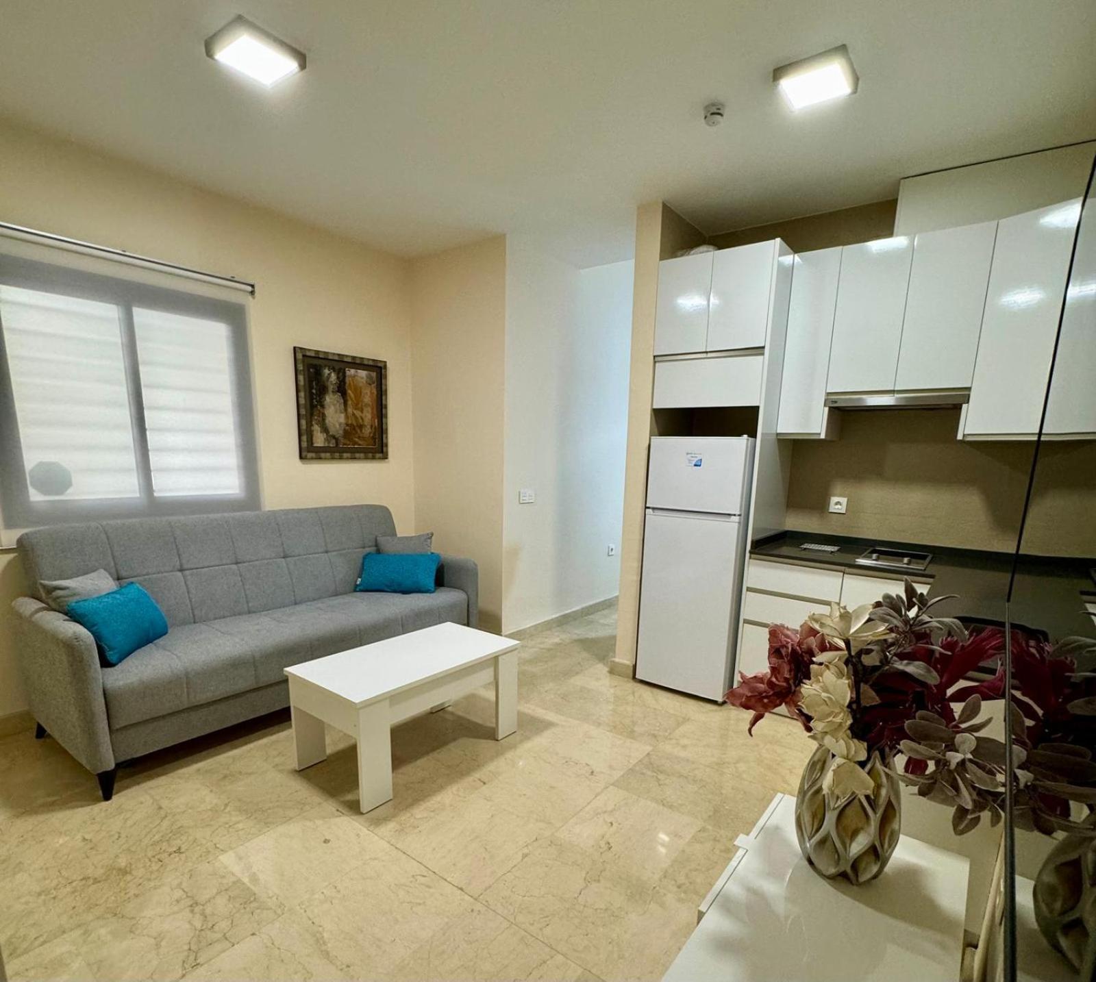 Apartamento En Lumbreras-Alameda Севилья Экстерьер фото